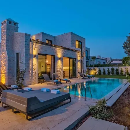 Ortakent Luxury Private With Pool فيلة بودروم