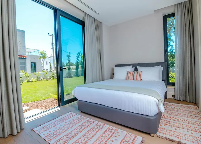 Ortakent Luxury Private With Pool *